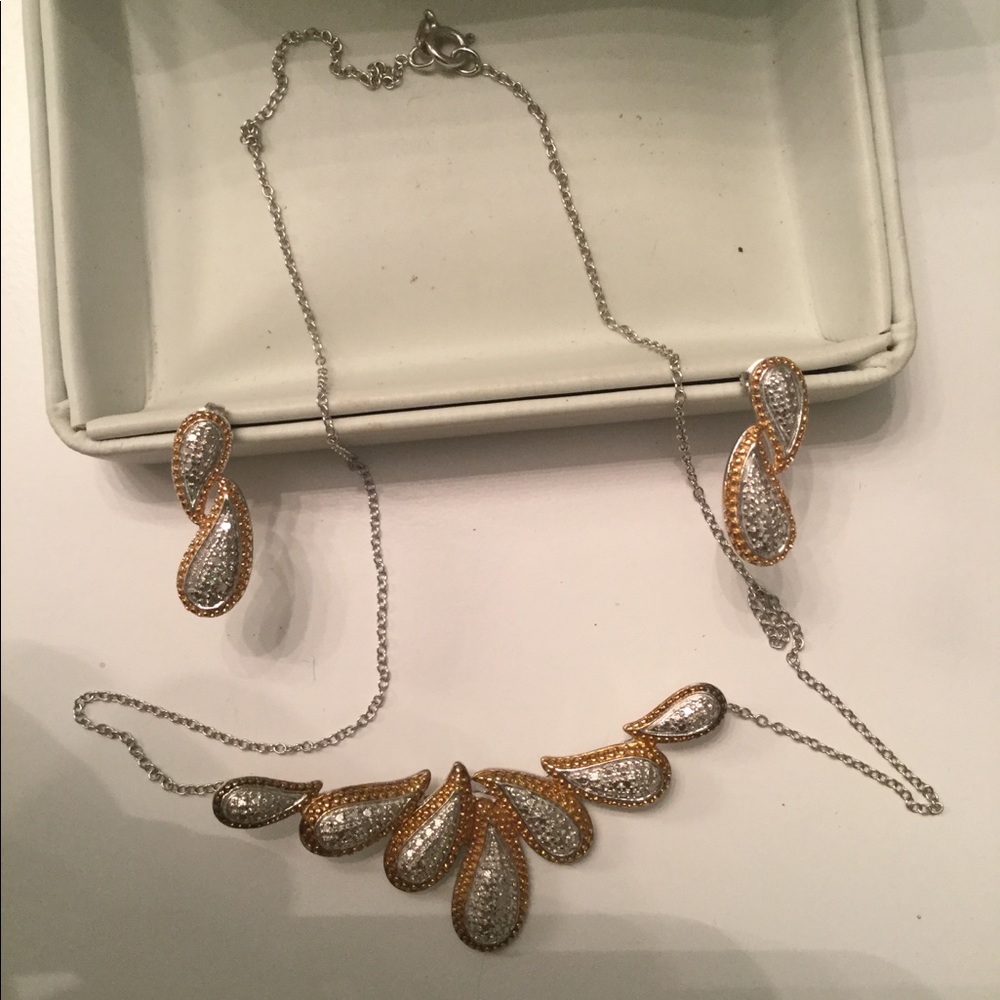 Glam jewz vintage!